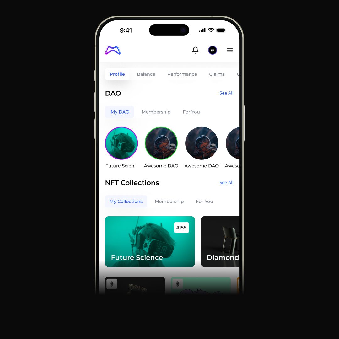 MetaPlayerOne — экран профиля с разделами DAO, NFT Collections и персональным контентом